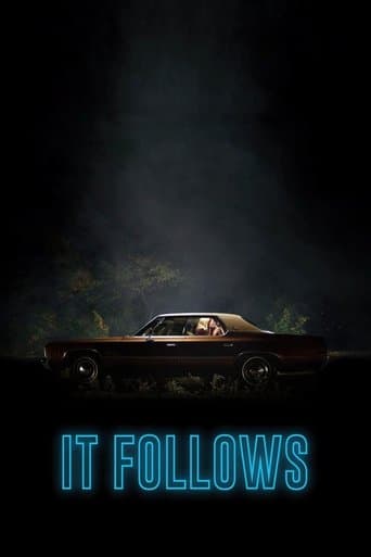 #10 It Follows (2014) — Top 10 Best Horror Movies of All Time