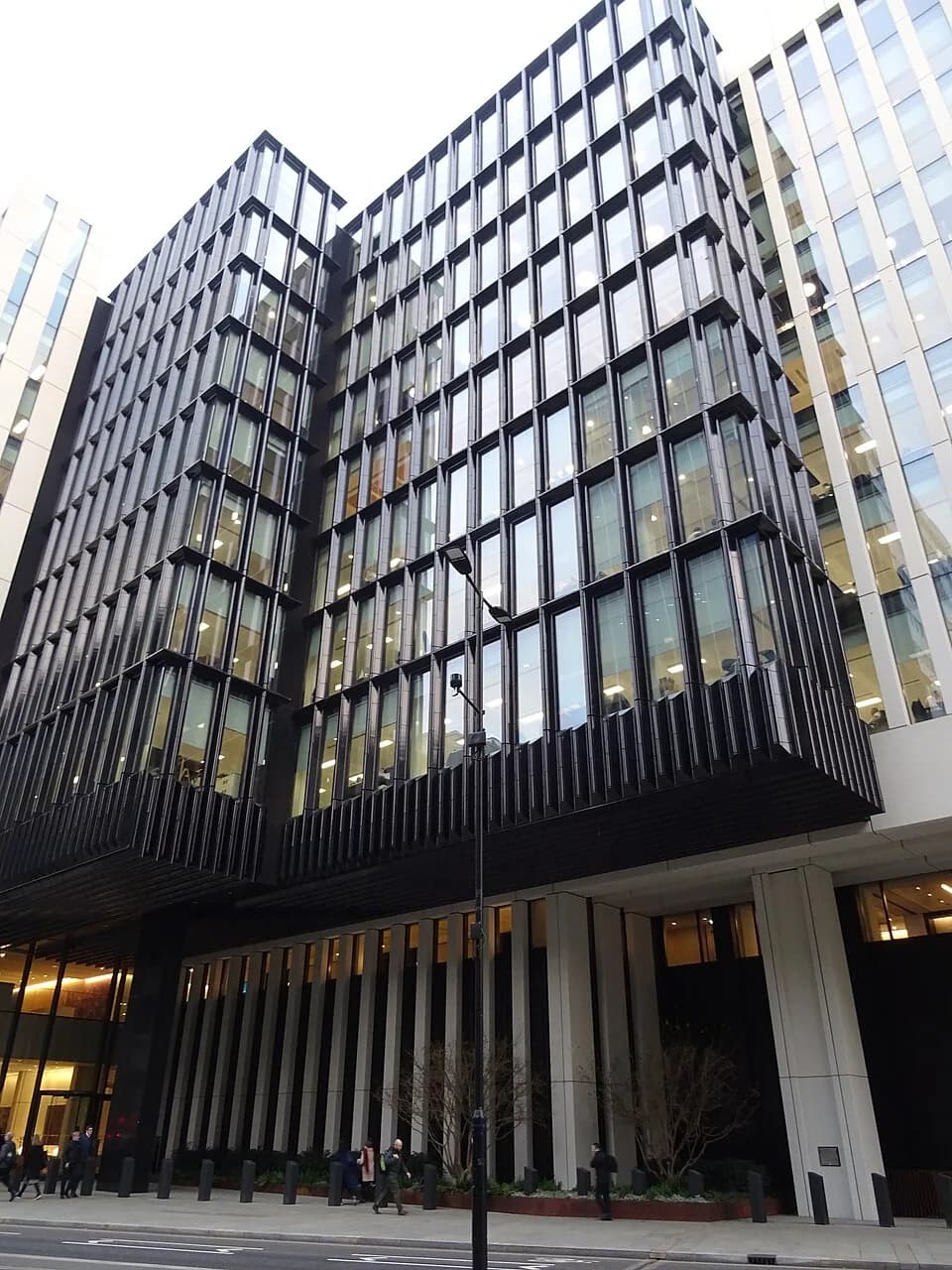#5 Schroders — Top 10 European Asset Management Firms