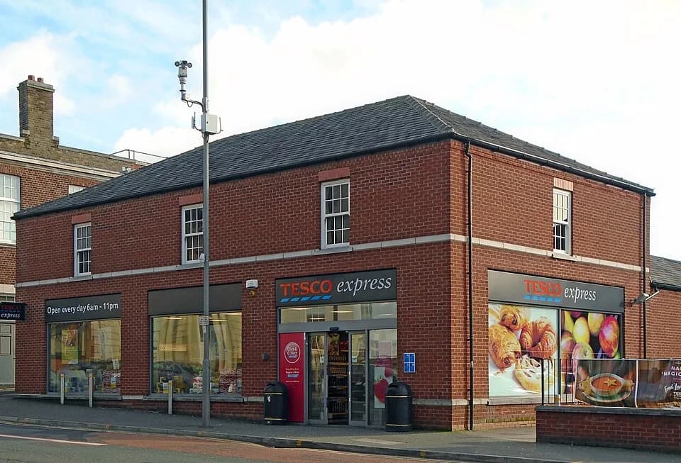 #9 Tesco — Top 10 Biggest Retail Companies in the World 2025