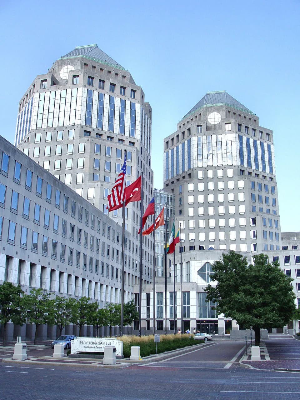 #2 Procter & Gamble (PG) — Top 10 Best Dividend Stocks