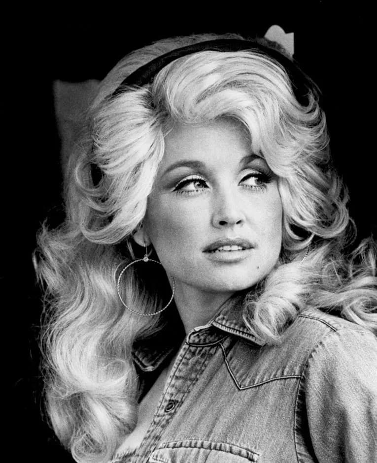 Dolly Parton — Dollywood & DreamMore Resort