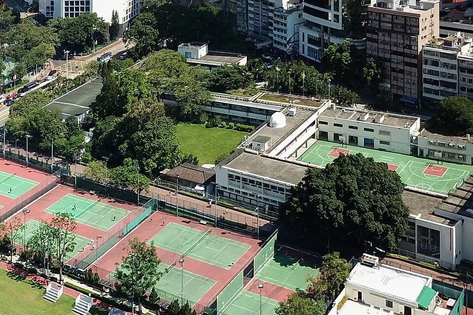 Queen's College