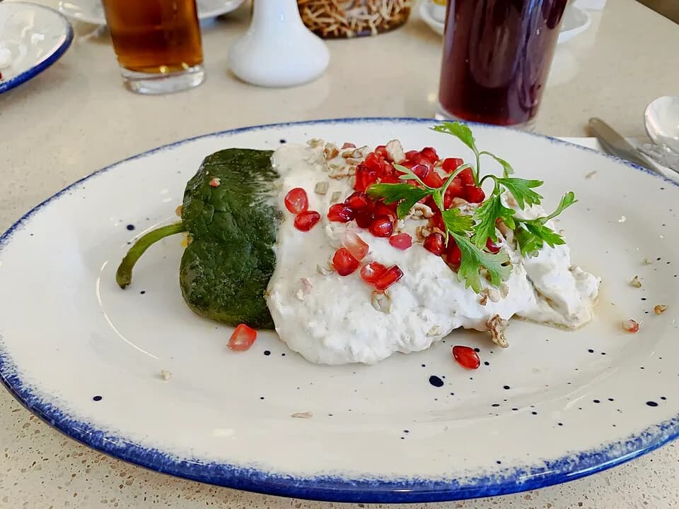 Chiles en Nogada
