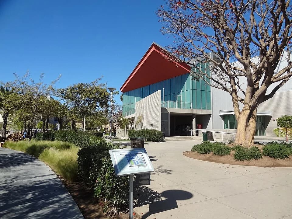 #1 Santa Monica College (California) — Top 10 Best Community Colleges in America (2026 Rankings): Transfer, Cost & Career Outcomes