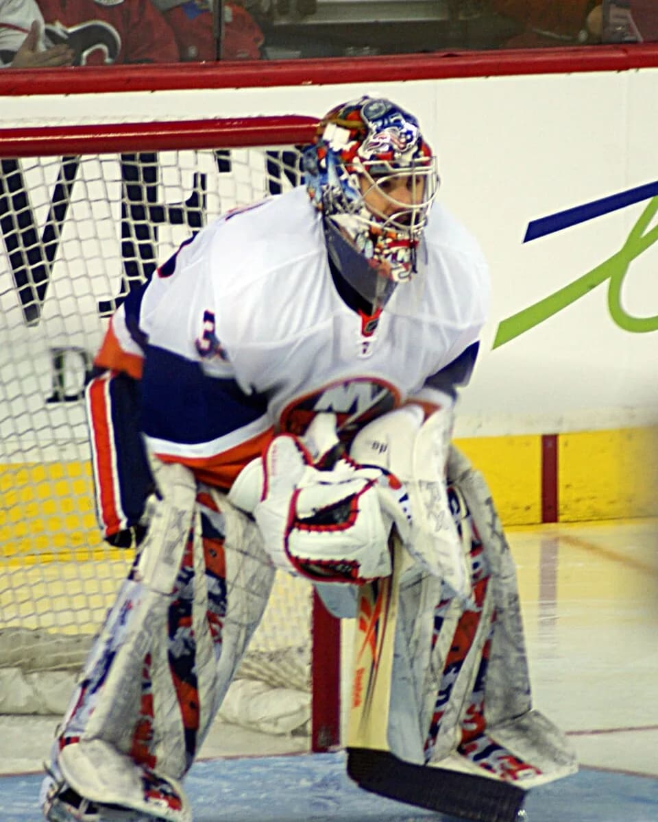 #7 Rick DiPietro — Islanders 15-Year/$67.5M Deal — Top 10 Most Overpaid Athletes