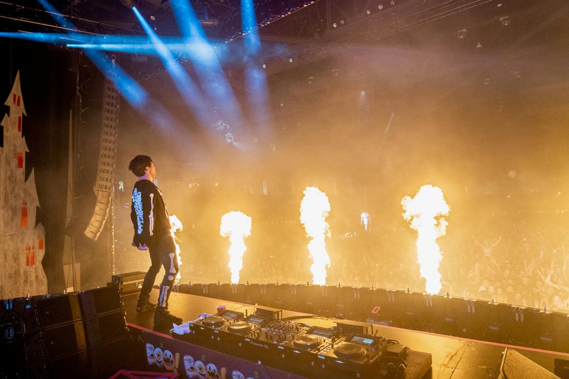 Top 10 Best EDM Artists — MUSIC Top 10 List