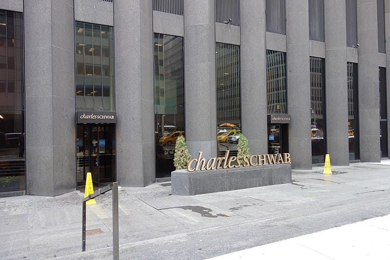 Top 10 Best Robo-Advisors 2026 — FINANCE Top 10 List