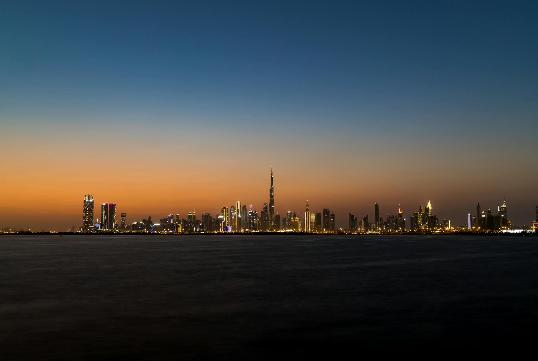 Top 10 Iconic UAE Landmarks in 2026 — TRAVEL Top 10 List