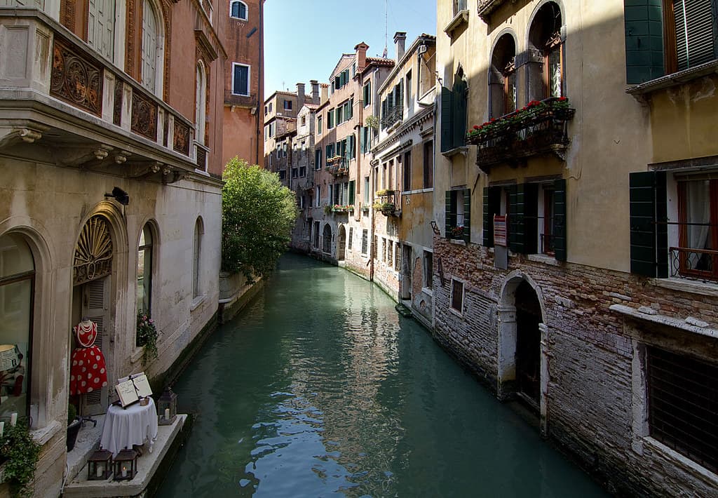 Top 10 Italian Cities to Visit in 2026 — TRAVEL Top 10 List