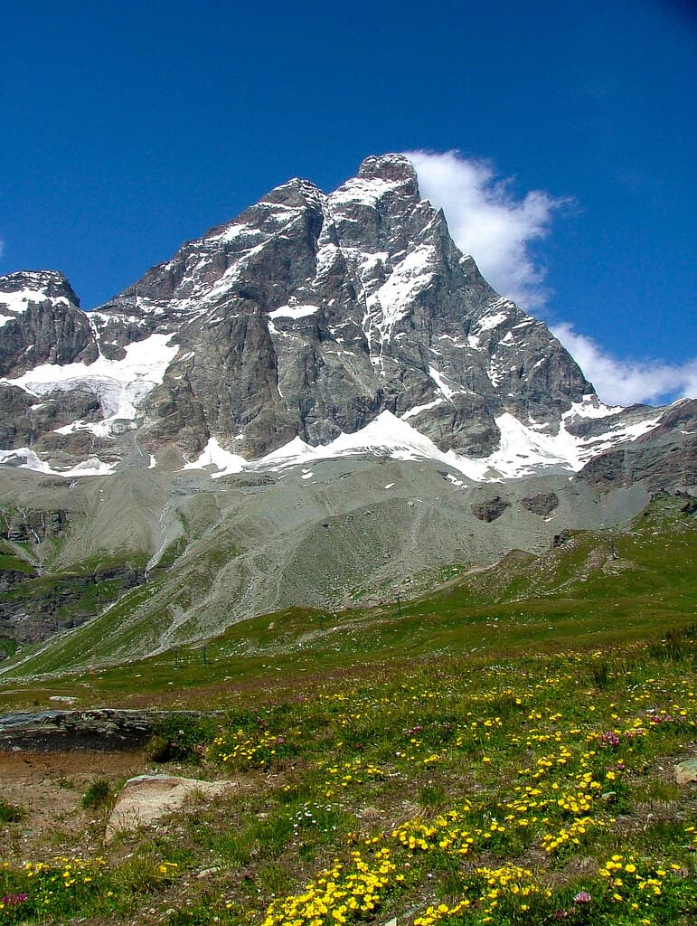 Top 10 Italian Hiking Trails in 2026 — NATURE Top 10 List