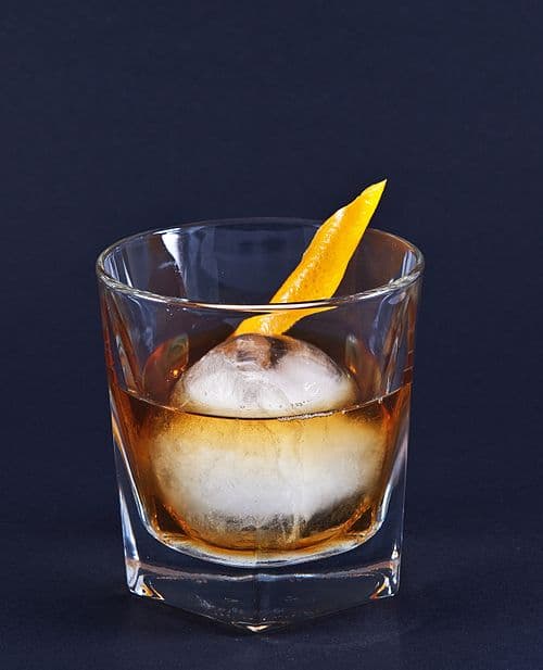 Top 10 Classic Cocktails Every Home Bartender Should Master — FOOD Top 10 List