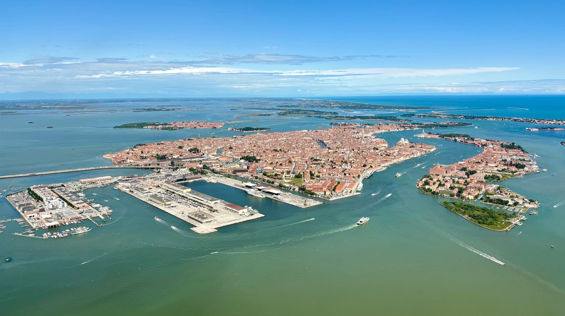 Top 10 Things to Do in Venice — TRAVEL Top 10 List