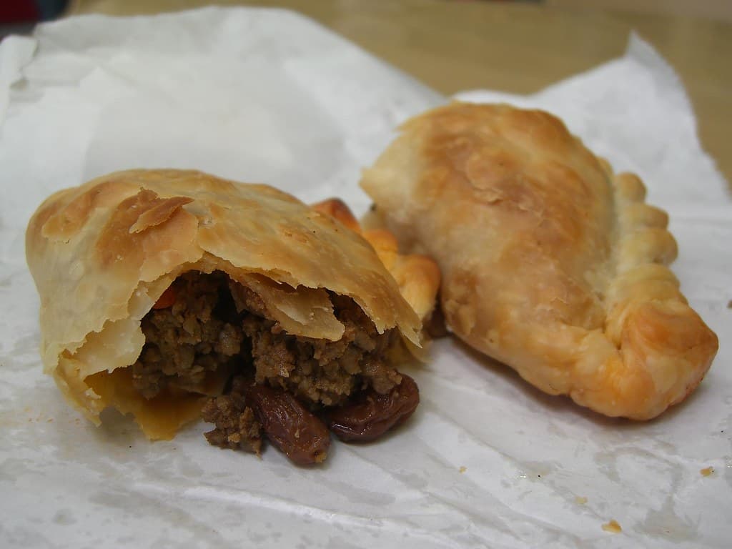 Argentine Foods You Must Try: Asado, Empanadas & More