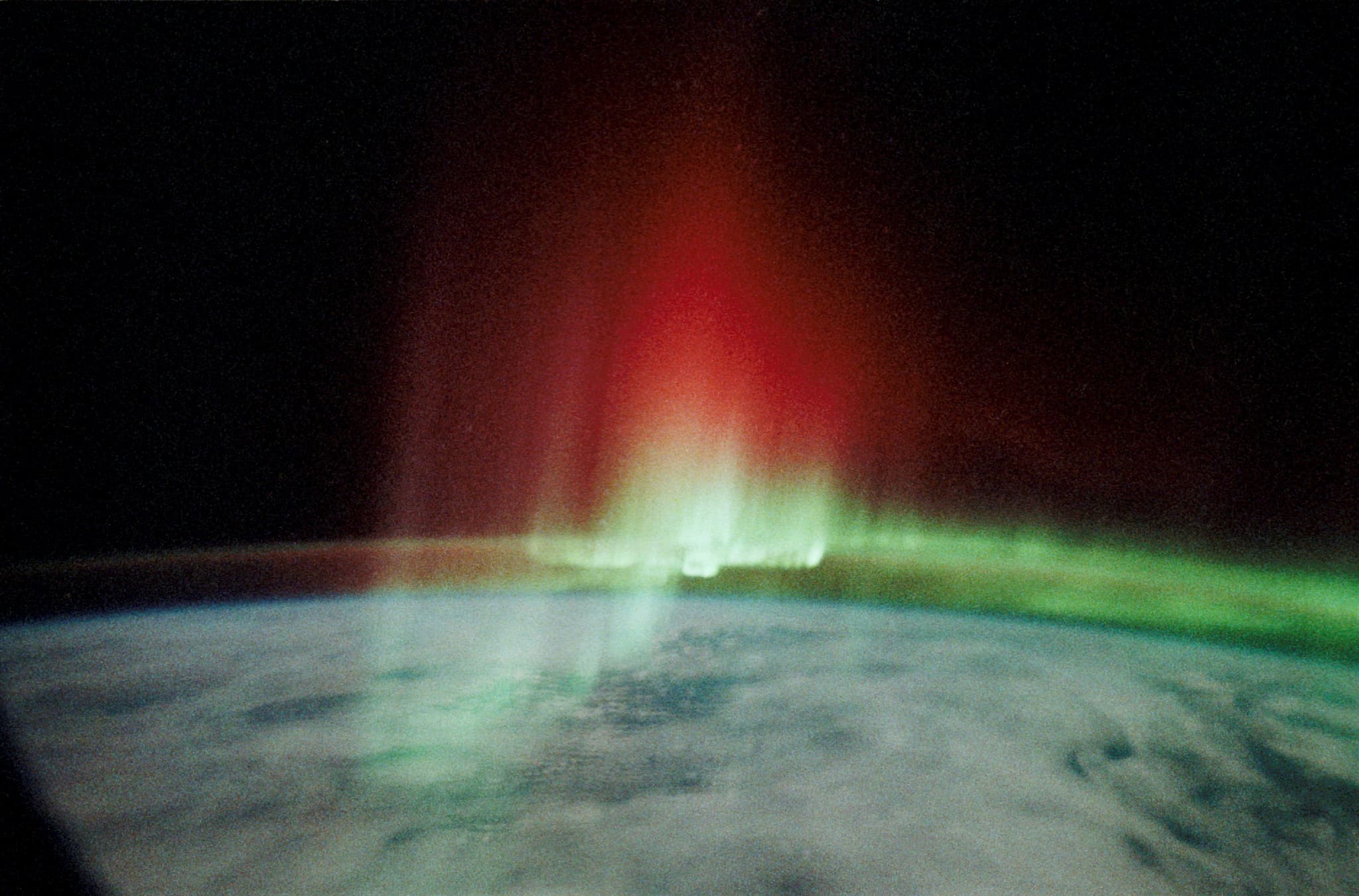 Aurora Australis — Red Crown