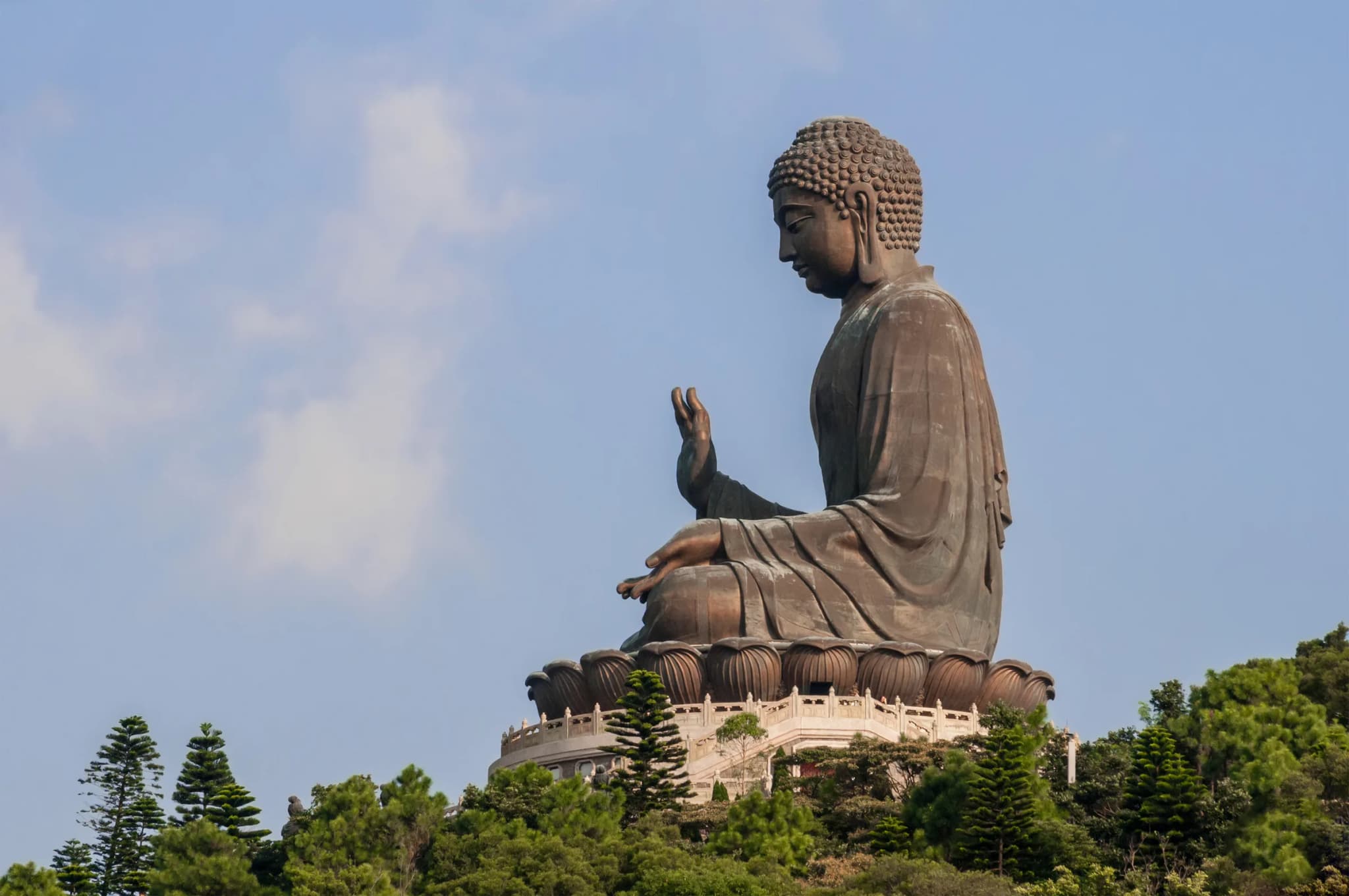 #9 Tian Tan Buddha (Big Buddha) — Base & the 268 Steps — Top 10 Free Things to Do in Hong Kong in 2026
