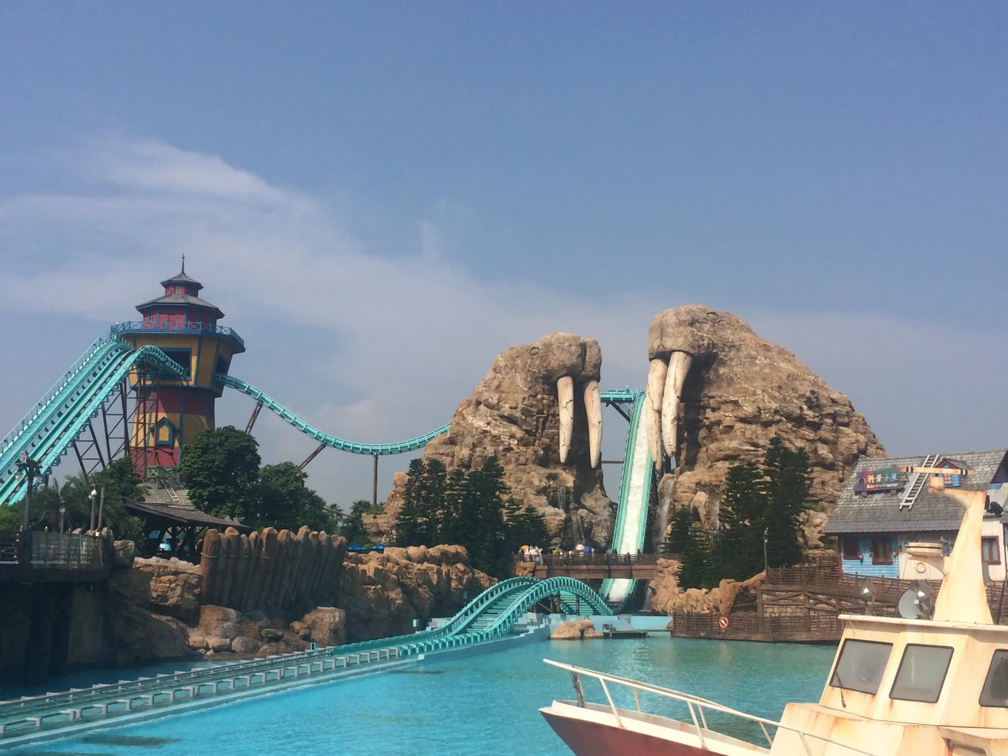#6 Chimelong Ocean Kingdom — Magic Kingdom or Disneyland Park? Top 10 Most Visited Theme Parks
