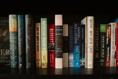 Lives Worth Reading: Biographies That Actually Captivate