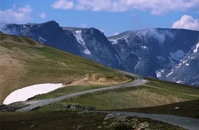 Beartooth Highway (Montana to Wyoming)