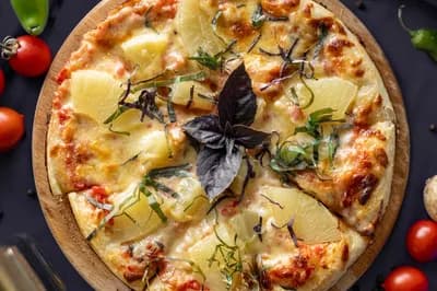 Pineapple Belongs on Pizza