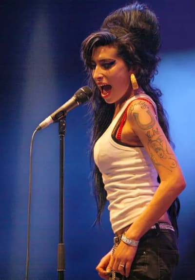 Amy (2015)