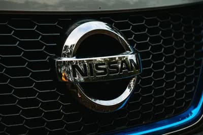 Carlos Ghosn — Nissan (Hidden Compensation)