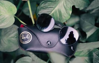 Ray-Ban