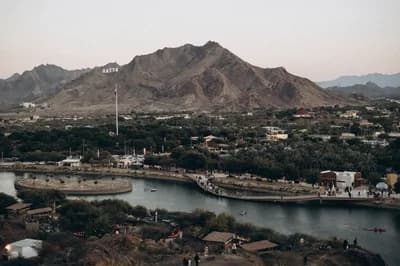 Hatta Mountain Safari & Wadi Drive