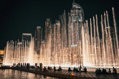 Watch the Dubai Fountain (Free)