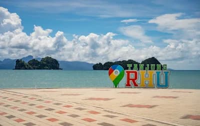 Langkawi's Tanjung Rhu Beach