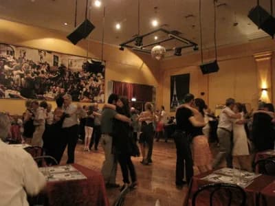 Milonga at Salon Canning