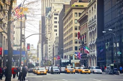 Fifth Avenue (New York City, USA)