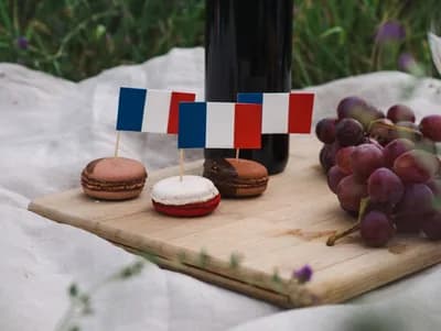 #7 French — Top 10 Easiest Languages for English Speakers to Learn