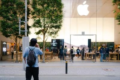 Apple (Computers to Consumer Electronics)