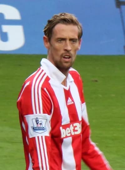 Peter Crouch's Robot Dance — 2006