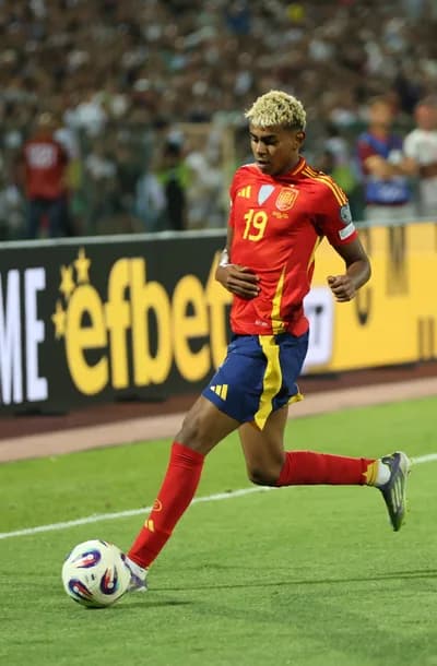 Lamine Yamal (Spain / Barcelona) — born 2007