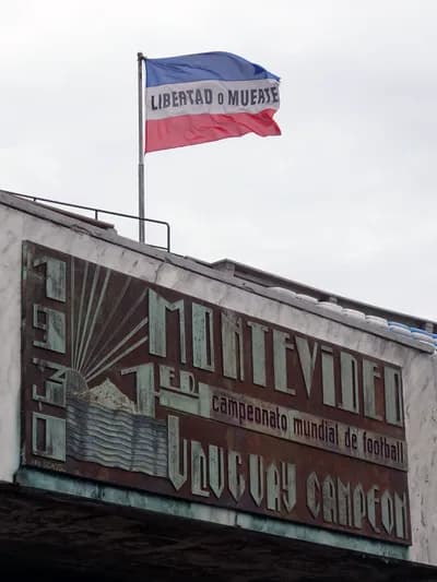 Estadio Centenario — Montevideo (1930)