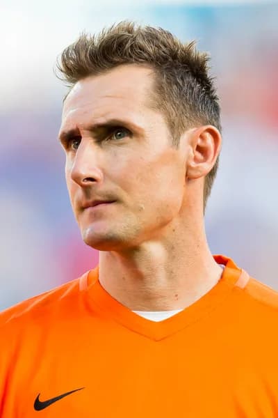 Miroslav Klose vs Saudi Arabia 2002