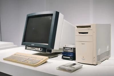 The Internet (1969–1990s)