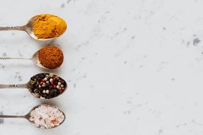 Turmeric (with black pepper)