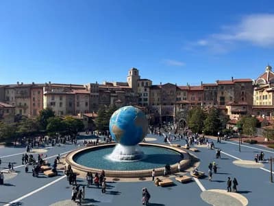 Tokyo Disneyland & DisneySea