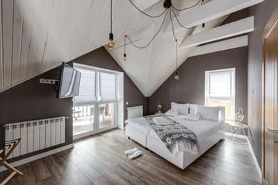 Airbnb Short-Term Rental Hosting