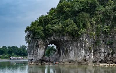 #4 Elephant Trunk Hill — Li River or Reed Flute Cave? Top 10 Things to Do in Guilin