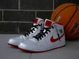 #2 Michael Jordan's Free-Throw Line Dunk — 1988 Slam Dunk Contest — Top 10 Greatest NBA Dunks in History