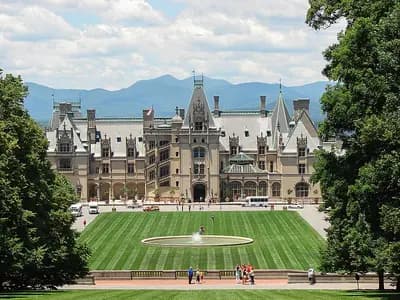 #3 Powerscourt Estate — Ireland — Top 10 Easter Egg Hunts in the World (2026)