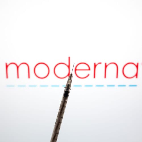 #2 Moderna and Merck say their mRNA cancer vaccine cut death, recurrence by 42% — Top 10 Ars Technica — Latest — October 23, 2026