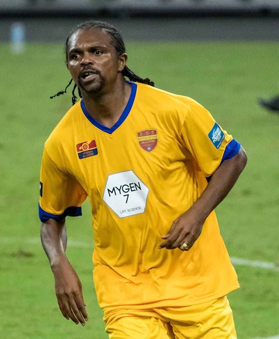 Nwankwo Kanu (Nigeria)