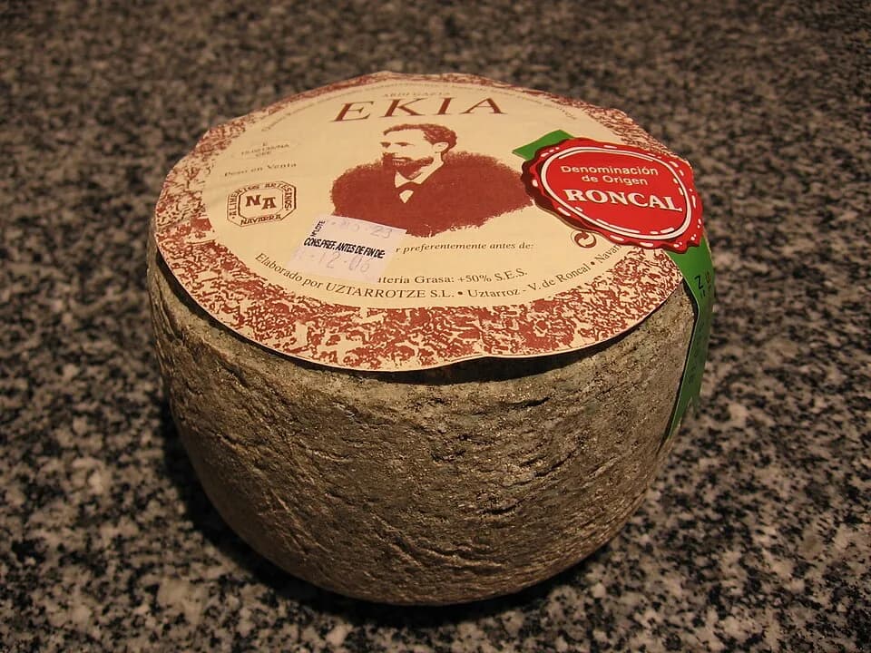 #7 Roncal — Top 10 Spanish Cheeses