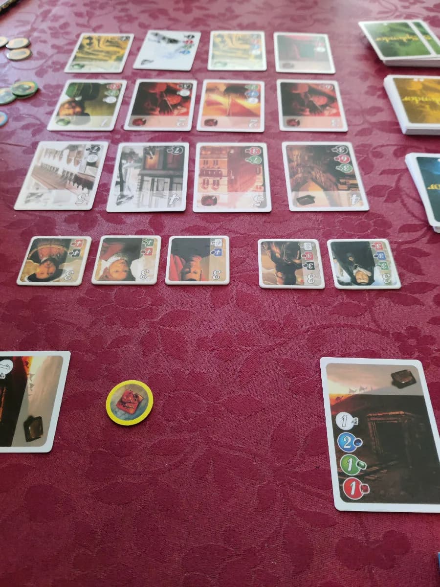 #8 Splendor — Top 10 Family Board Games That Adults Actually Enjoy Too