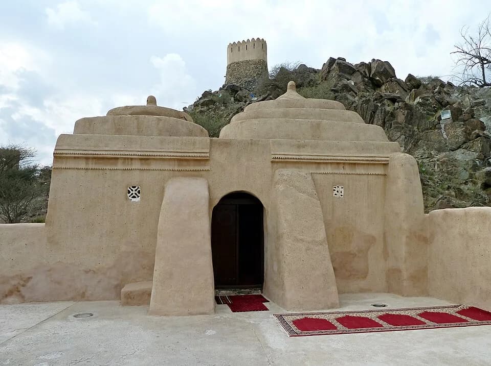 #8 Al Bidya Mosque (Fujairah) — Top 10 Historic Sites in the UAE in 2026