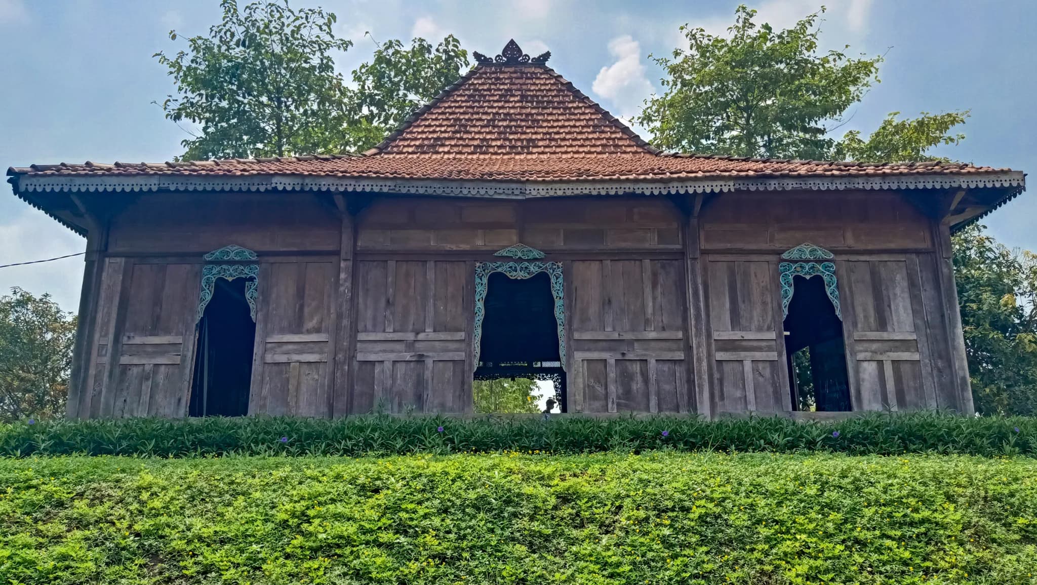 #3 Joglo (Java) — Top 10 Traditional Houses of Indonesia 2026